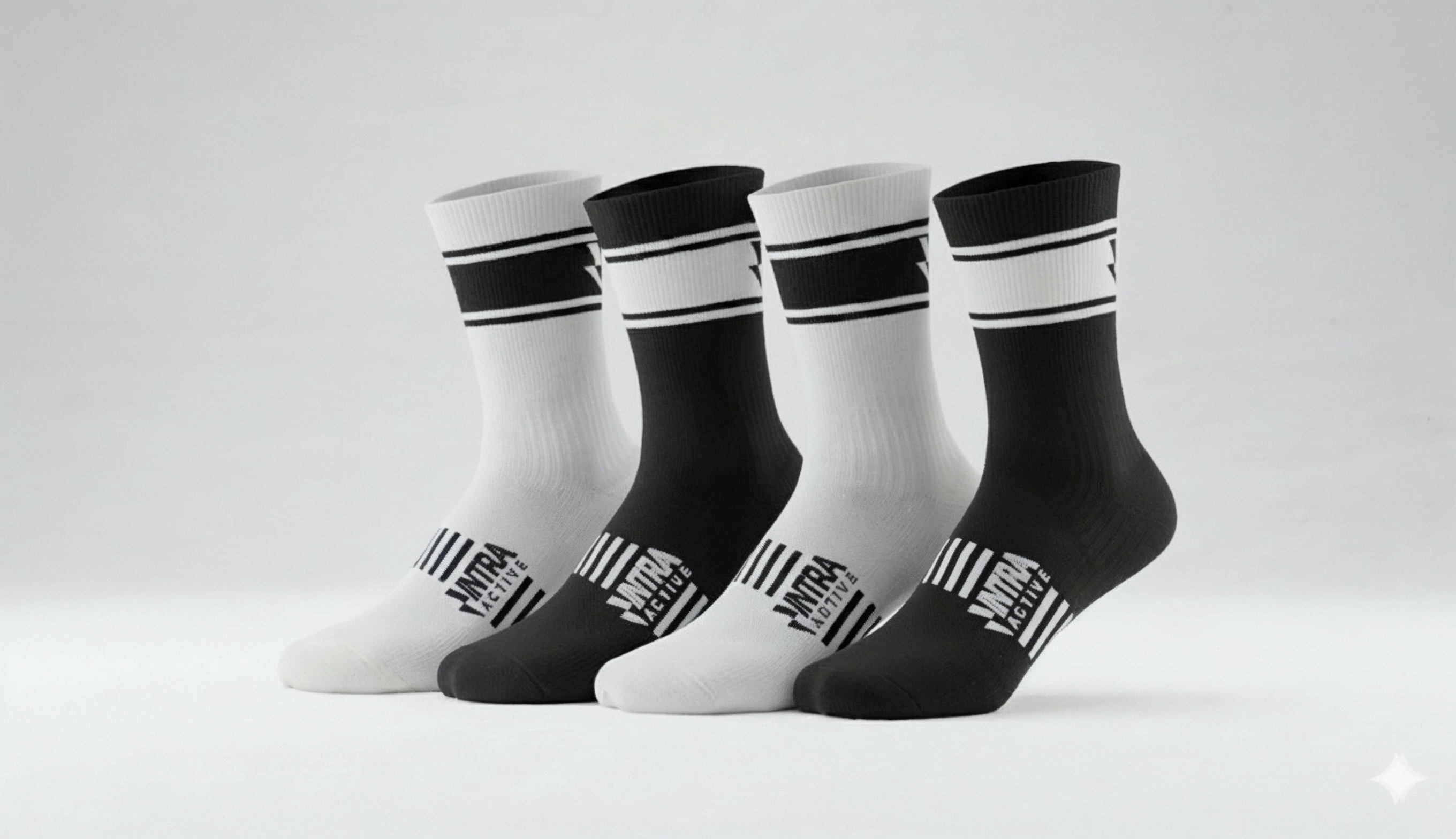 4 Pack Endurance Sock - 2 Black & 2 White